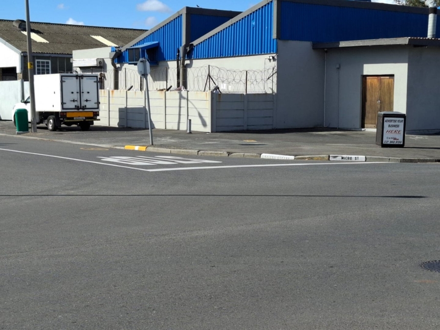  Bedroom Property for Sale in Triangle Farm Western Cape